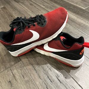 Men’s Red/Black Nike tennis shoes